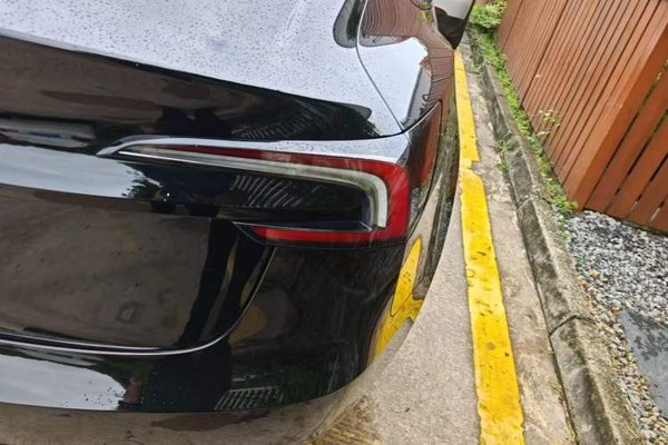 Tesla Model 3 2023, 69100 км, за 25605 USD - фото 9