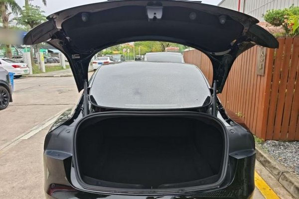 Tesla Model 3 2023, 69100 км, за 25605 USD - фото 22