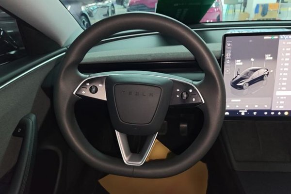 Tesla Model 3 2023, 88800 км, за 25076 USD - фото 18