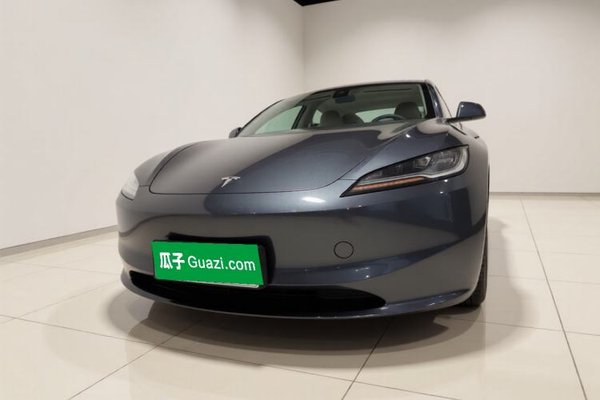 Tesla Model 3 2023, 27300 км, за 28297 USD