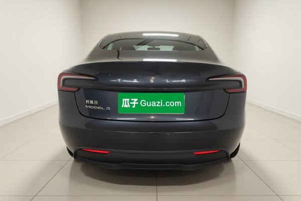Tesla Model 3 2023, 27300 км, за 28297 USD