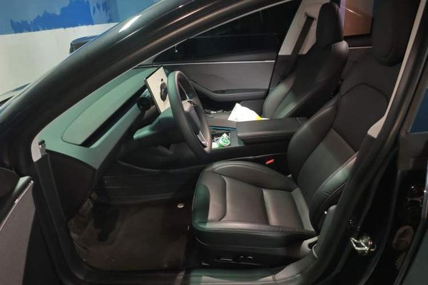 Tesla Model 3 2023, 27300 км, за 28297 USD - фото 14