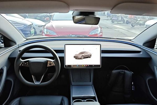 Tesla Model 3 2023, 29000 км, за 28969 USD - фото 12