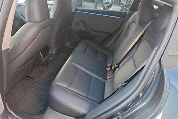 Tesla Model 3 2023, 29000 км, за 28969 USD - фото 20