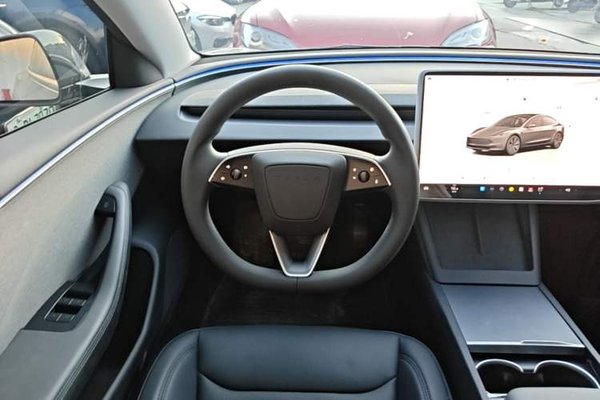 Tesla Model 3 2023, 29000 км, за 28969 USD - фото 13