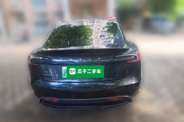 Tesla Model 3 2023, 36600 км, за 31271 USD