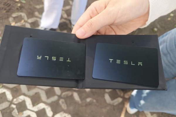 Tesla Model 3 2023, 36600 км, за 31271 USD - фото 17