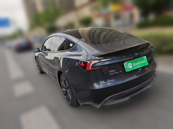 Tesla Model 3 2023, 60500 км, за 25527 USD