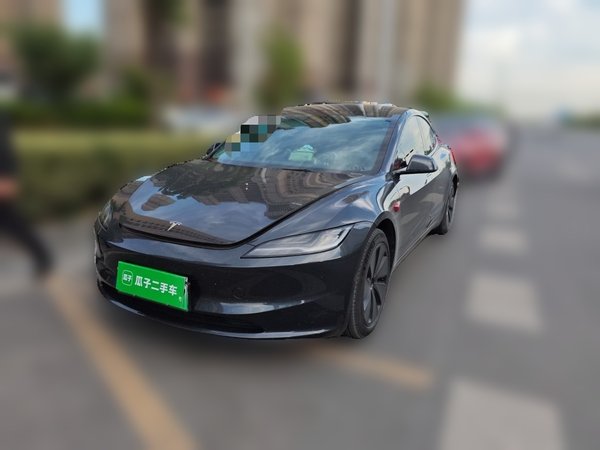 Tesla Model 3 · 2023 год