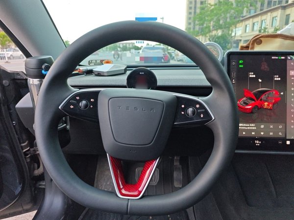 Tesla Model 3 2023, 60500 км, за 25527 USD - фото 11