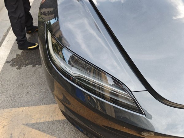 Tesla Model 3 2023, 60500 км, за 25527 USD - фото 7