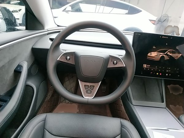 Tesla Model 3 2023, 34000 км, за 32227 USD - фото 14