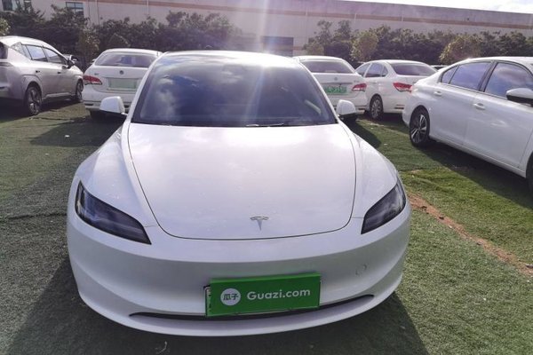 Tesla Model 3 2023, 112000 км, за 23766 USD