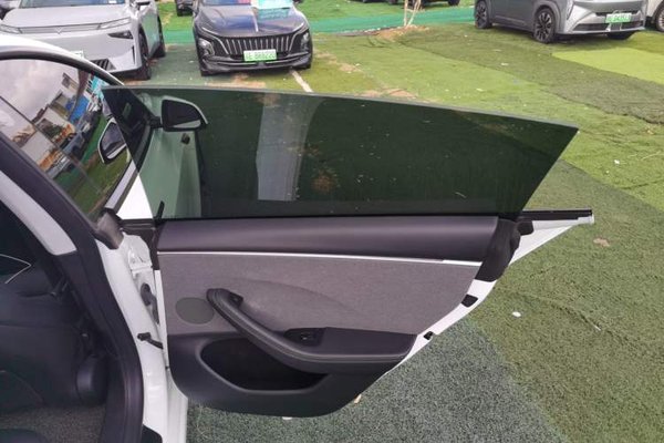 Tesla Model 3 2023, 112000 км, за 23766 USD - фото 25