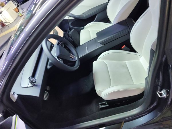 Tesla Model 3 2024, 46800 км, за 41627 USD - фото 18