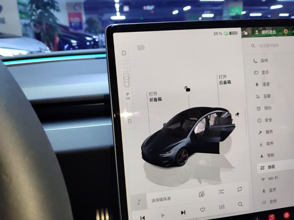 Tesla Model 3 2024, 46800 км, за 41627 USD - фото 17