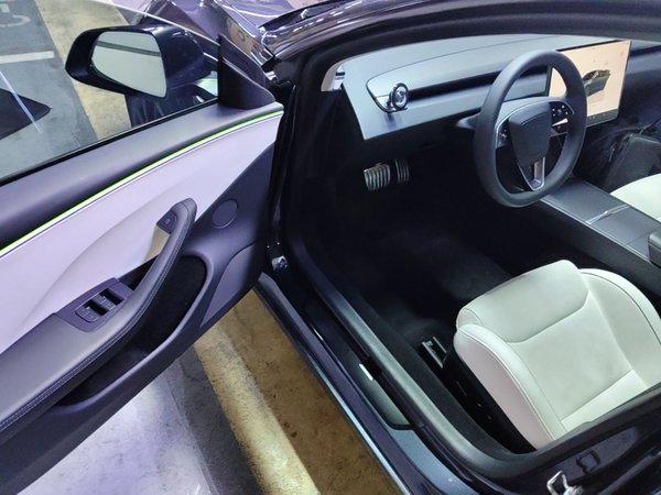 Tesla Model 3 2024, 46800 км, за 41627 USD - фото 19