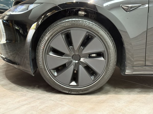Tesla Model 3 2025, 4000 км, за 34608 USD - фото 14