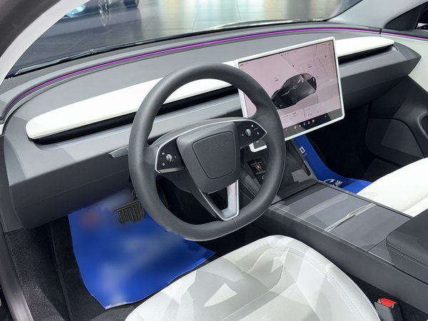 Tesla Model 3 2025, 4000 км, за 34608 USD - фото 30