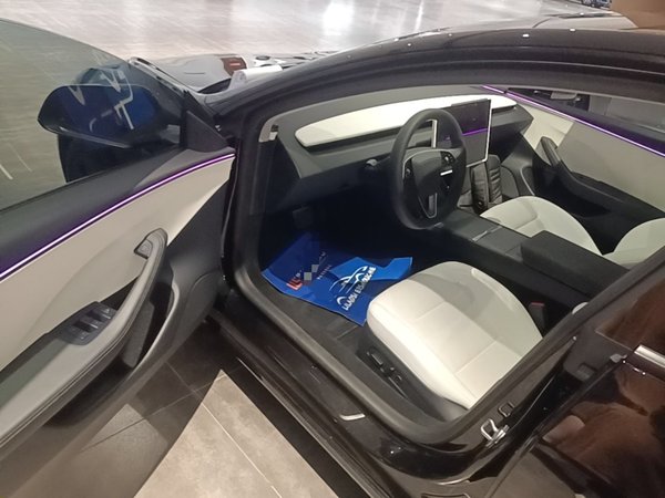 Tesla Model 3 2025, 4000 км, за 34608 USD - фото 24