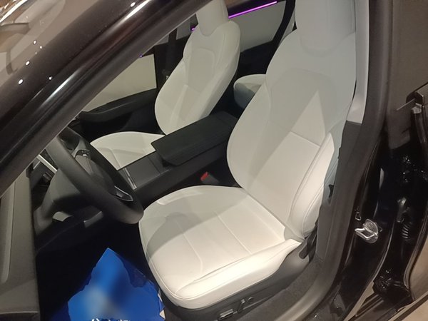 Tesla Model 3 2025, 4000 км, за 34608 USD - фото 23