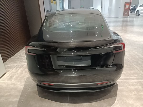 Tesla Model 3 2025, 4000 км, за 34608 USD - фото 39