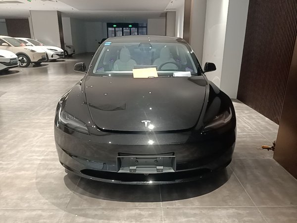 Tesla Model 3 2025, 4000 км, за 34608 USD - фото 36