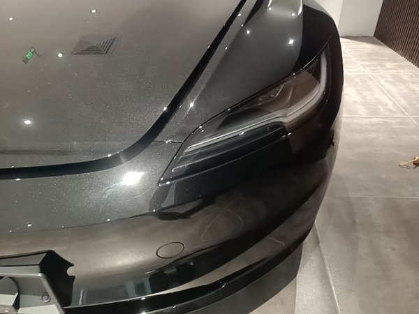 Tesla Model 3 2025, 4000 км, за 34608 USD