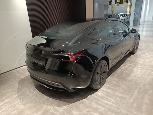 Tesla Model 3 2025, 4000 км, за 34608 USD - фото 40
