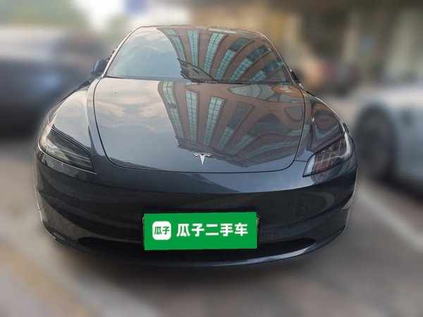 Tesla Model 3 2025, 11500 км, за 28737 USD