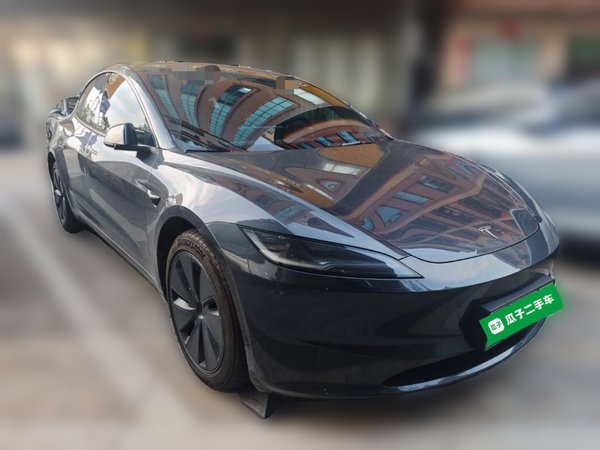 Tesla Model 3 2025, 11500 км, за 28737 USD