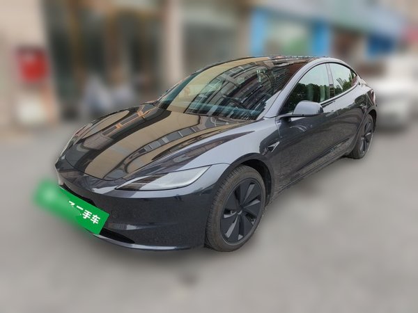Tesla Model 3 · 2025 год