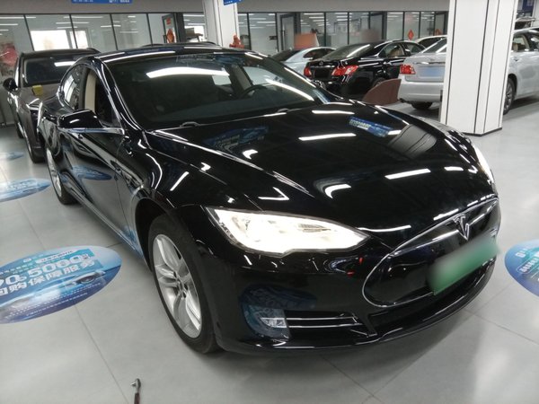 Tesla Model S 2014 S 85, 2014 года