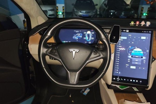 Tesla Model X 2017, 136000 км, за 25745 USD - фото 10