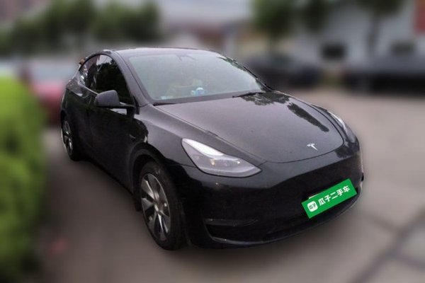 Tesla Model Y 2021, 111800 км, за 20394 USD