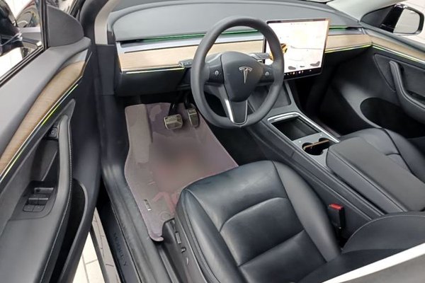 Tesla Model Y 2021, 114900 км, за 22924 USD - фото 23