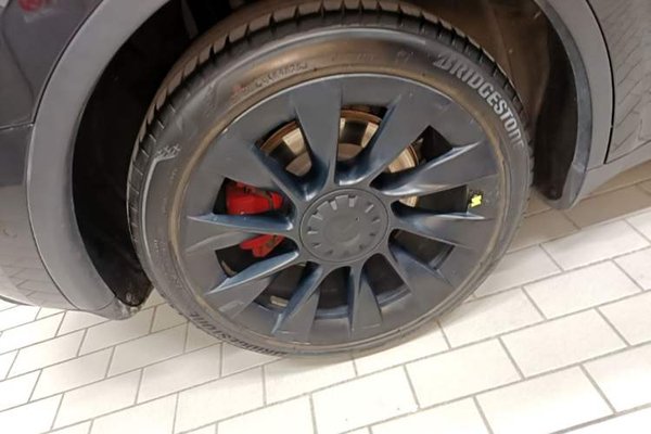 Tesla Model Y 2021, 114900 км, за 22924 USD - фото 11