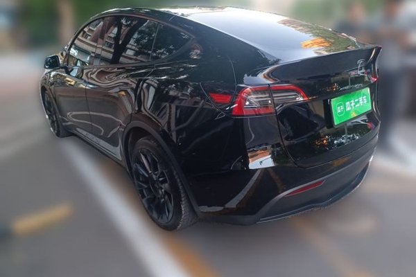 Tesla Model Y 2021, 36200 км, за 23484 USD
