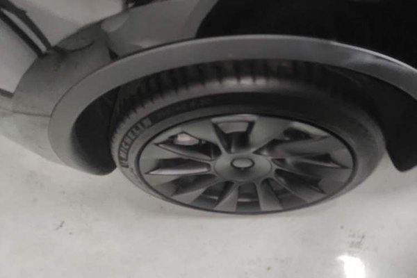 Tesla Model Y 2021, 56800 км, за 28762 USD - фото 11