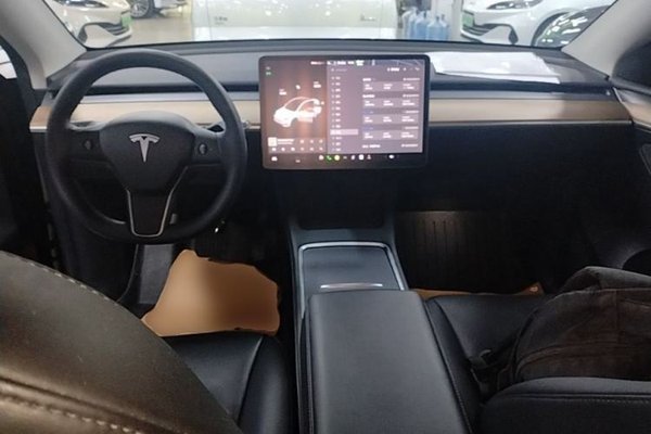 Tesla Model Y 2021, 56800 км, за 24075 USD - фото 13