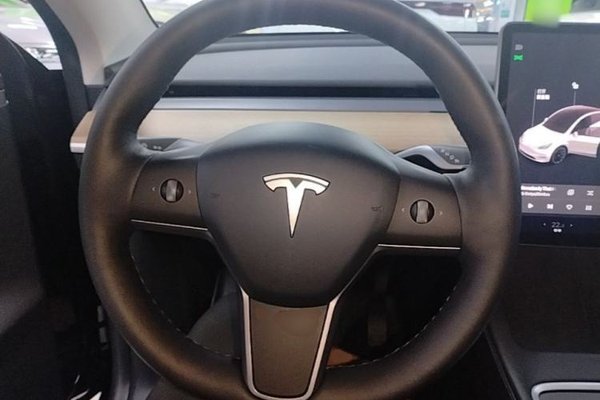 Tesla Model Y 2021, 56800 км, за 24075 USD - фото 14