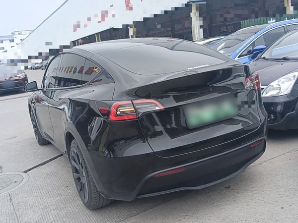 Tesla Model Y 2021, 95100 км, за 22351 USD