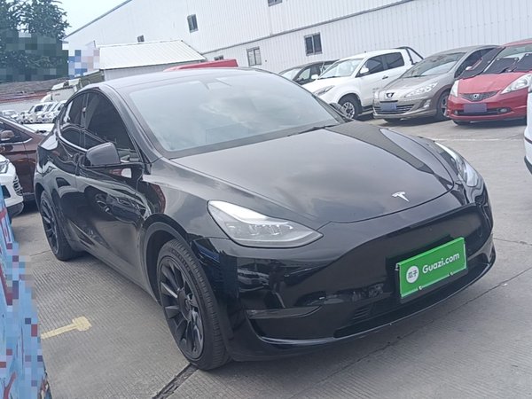 Tesla Model Y 2021, 95100 км, за 22351 USD
