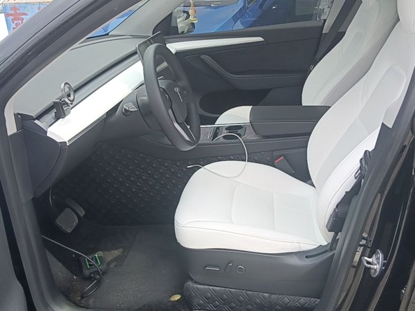 Tesla Model Y 2021, 95100 км, за 22351 USD - фото 24