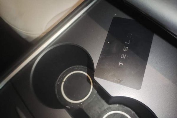 Tesla Model Y 2021, 78100 км, за 24179 USD - фото 28