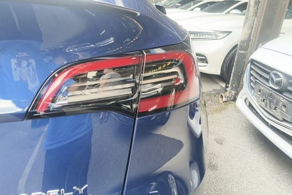 Tesla Model Y 2021, 82400 км, за 29430 USD - фото 9