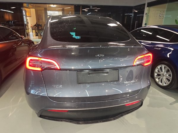 Tesla Model Y 2021, 162300 км, за 20940 USD