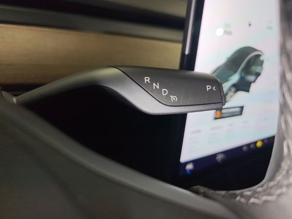 Tesla Model Y 2021, 162300 км, за 20940 USD - фото 17