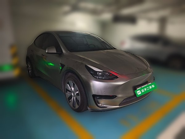 Tesla Model Y 2021, 36700 км, за 24980 USD