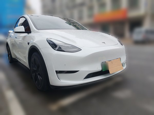 Tesla Model Y 2021, 61200 км, за 23692 USD